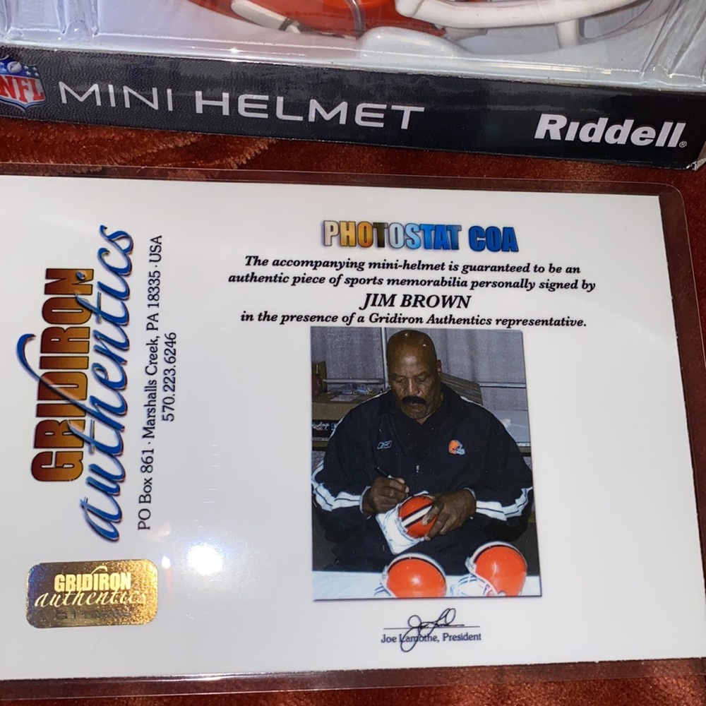 Jim Brown signed Riddell mini helmet - Picture 2 of 2